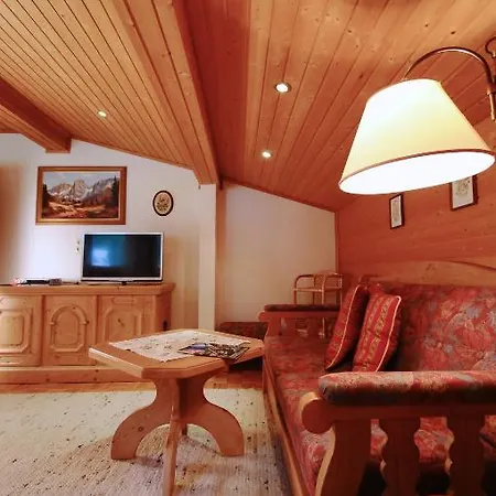 Ahnenhoefl Apartament *